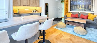 Charming Renovated 1-Bedroom Apartment Near Prague Center – Sleeps up to 7