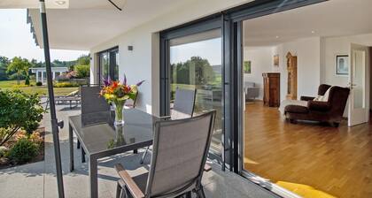 Holiday Apartment 'Landschaftstraum Am Bodensee' with Mountain View, Private Terrace & Wi-Fi