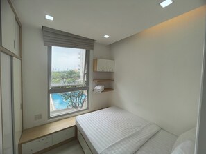 3 bedrooms, premium bedding, pillowtop beds, individually furnished - Diamond Suite Star Hill Apartment (Ho Chi Minh City)