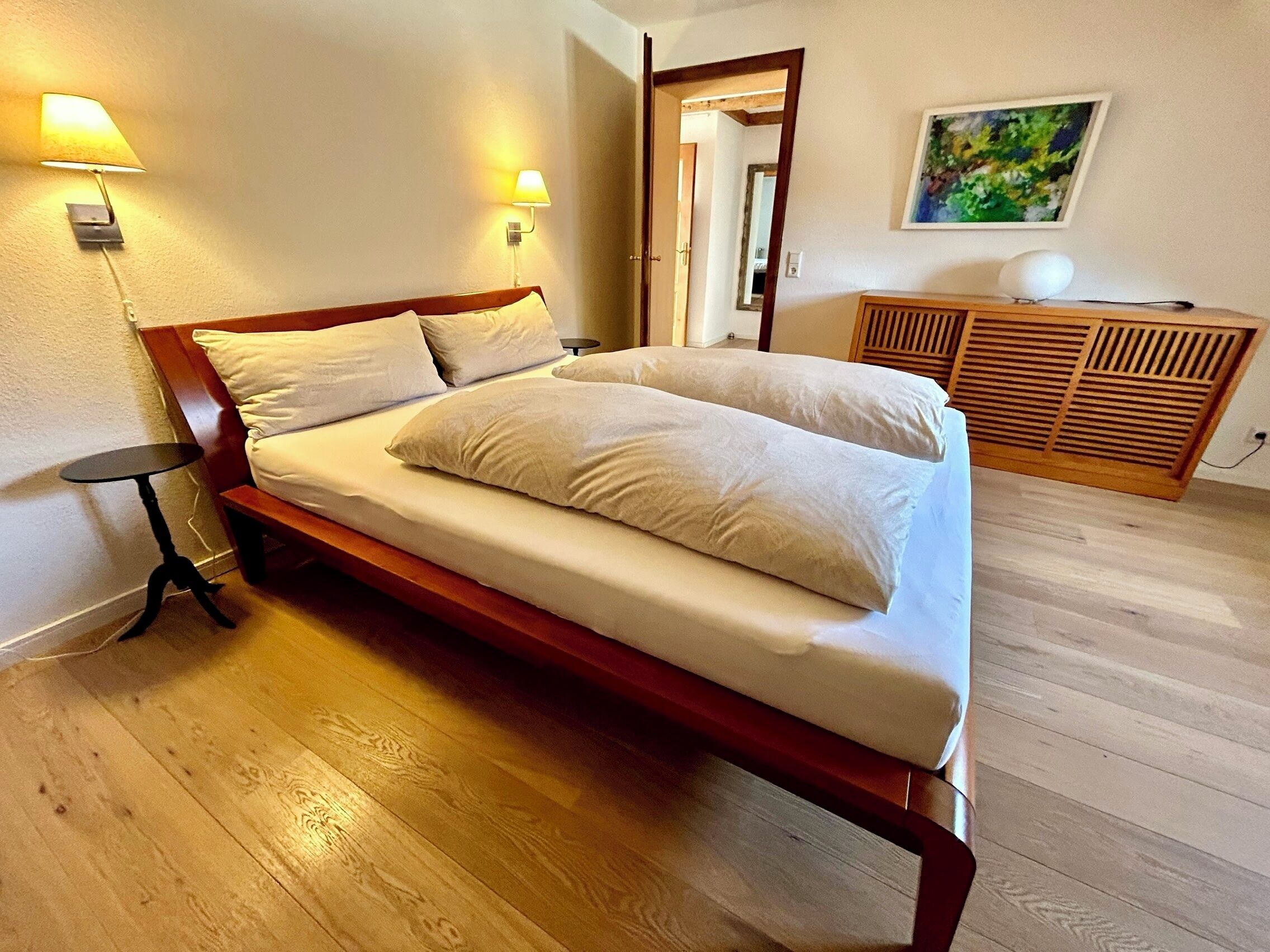 2 habitaciones, tabla de planchar con plancha y wifi gratis 