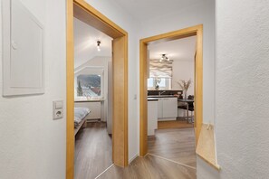 Interior - Apartment '2-Zimmer' with Lake View, Balcony and Wi-Fi (Bodman-Ludwigshafen)