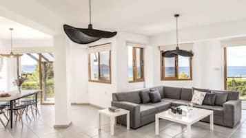 3 bedrooms
