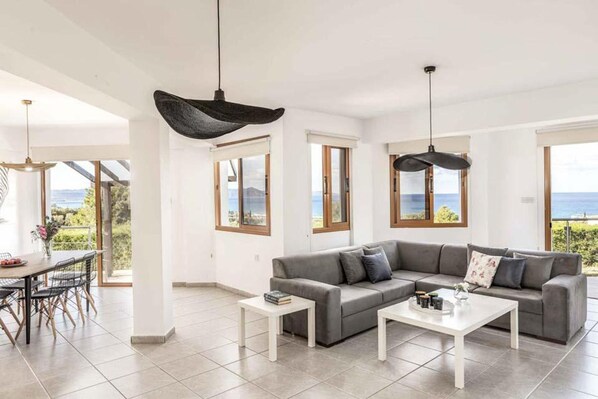 Villa | 3 bedrooms - Villa Argaka Heights (Argaka)