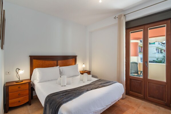 1 bedroom, iron/ironing board, free WiFi, bed sheets - Marina Esuri - Costa Esuri EEHM774P478 (Ayamonte)