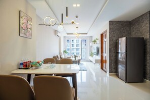 Suite Familiale, plusieurs chambres, accès piscine, vue piscine | Plan d’étage