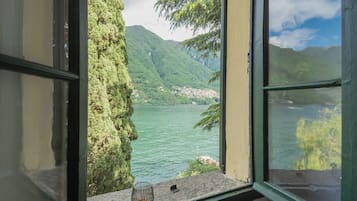 Apartment (3 Bedrooms) | View from room