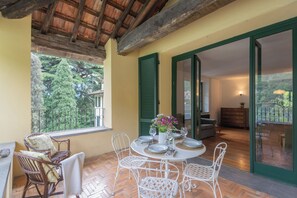 Apartment (3 Bedrooms) | Terrace/patio