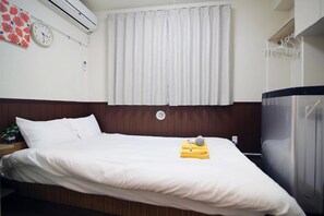 WiFi, bed sheets - Central Shinjuku/Near Train Station/Quiet Area/No Stairs 102 (Shinjuku City)