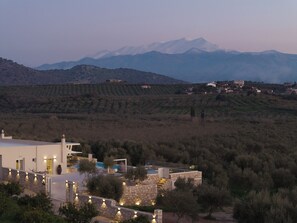 Exterior - Idunu Villa, with Heated Pool & Serene Seclusion (Rethymno)