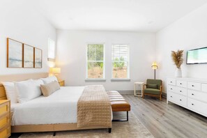 4 bedrooms, desk, iron/ironing board, travel crib - 30A • Golf Cart • Arcade • Resort-Style Pool (Santa Rosa Beach)