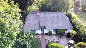 Exterior - Discover Tranquility in Our Charming Ferienhaus Heimathafen! (Bordelum)