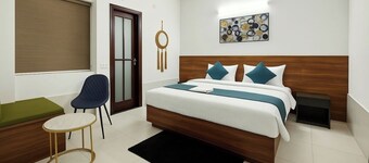 The Swarnim Hotel And Banquet