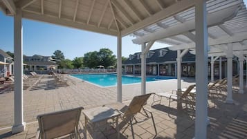 Una piscina cubierta