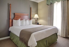 3 soverom, strykejern/-brett, reiseseng for barn og wi-fi