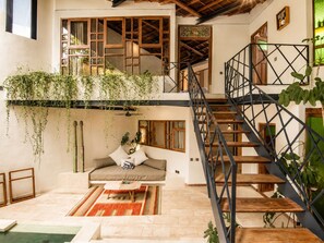 Interior - Chic 2-BR Villa with Pool, 800m to Canggu Beach (Kecamatan Mengwi)