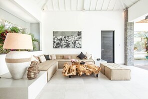 Interior - Contemporary 4BR Villa, 400m to Canggu Shore (Canggu)