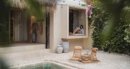 3BR Villa Bohemian Elegance, 2mins to Ulu Beach