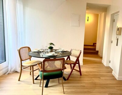 1-bedroom, 1-bathroom apartment / condominium