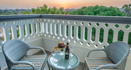 Leshan Luxury Villas