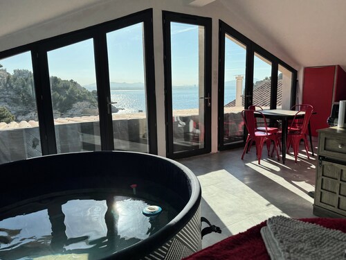 Love room with magnificent sea view