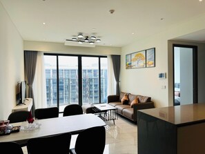 Presidential Apartment, 2 Bedrooms, Club lounge access, River View | Floor plan