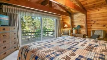 Signature Cabin, 3 Bedrooms, Kitchen, Mountain View | 3 bedrooms, individually decorated, individually furnished
