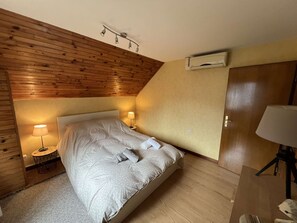 2 bedrooms, free WiFi, bed sheets