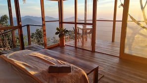 Cabin, Multiple Beds, Terrace, Ocean View | Individually decorated, free WiFi, bed sheets