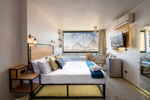 Apartamento básico | 1 dormitorio y espacio para trabajar con un portátil
