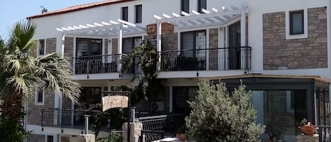 Fachada del alojamiento