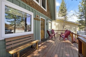 Signature Cabin, 2 Bedrooms, Patio, Mountain View | Terrace/patio