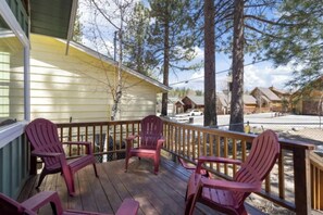 Signature Cabin, 2 Bedrooms, Patio, Mountain View | View from room