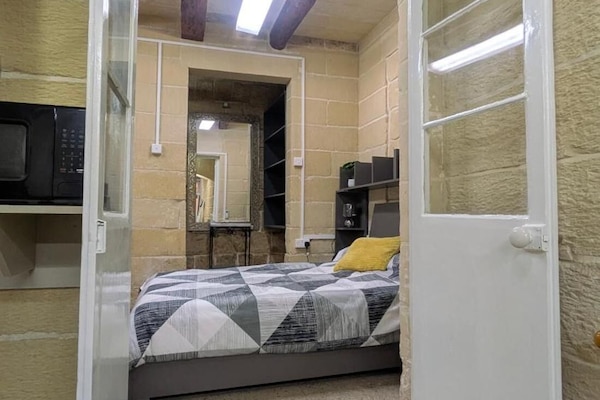 Apartment, 1 Bedroom, Smoking, City View | 1 bedroom