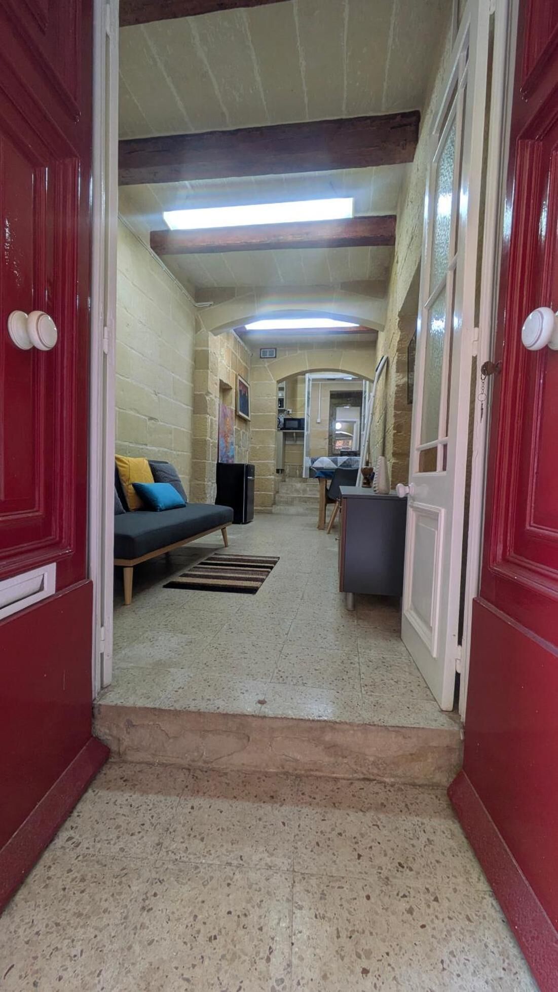 Apartment, 1 Bedroom, Smoking, City View | Interior