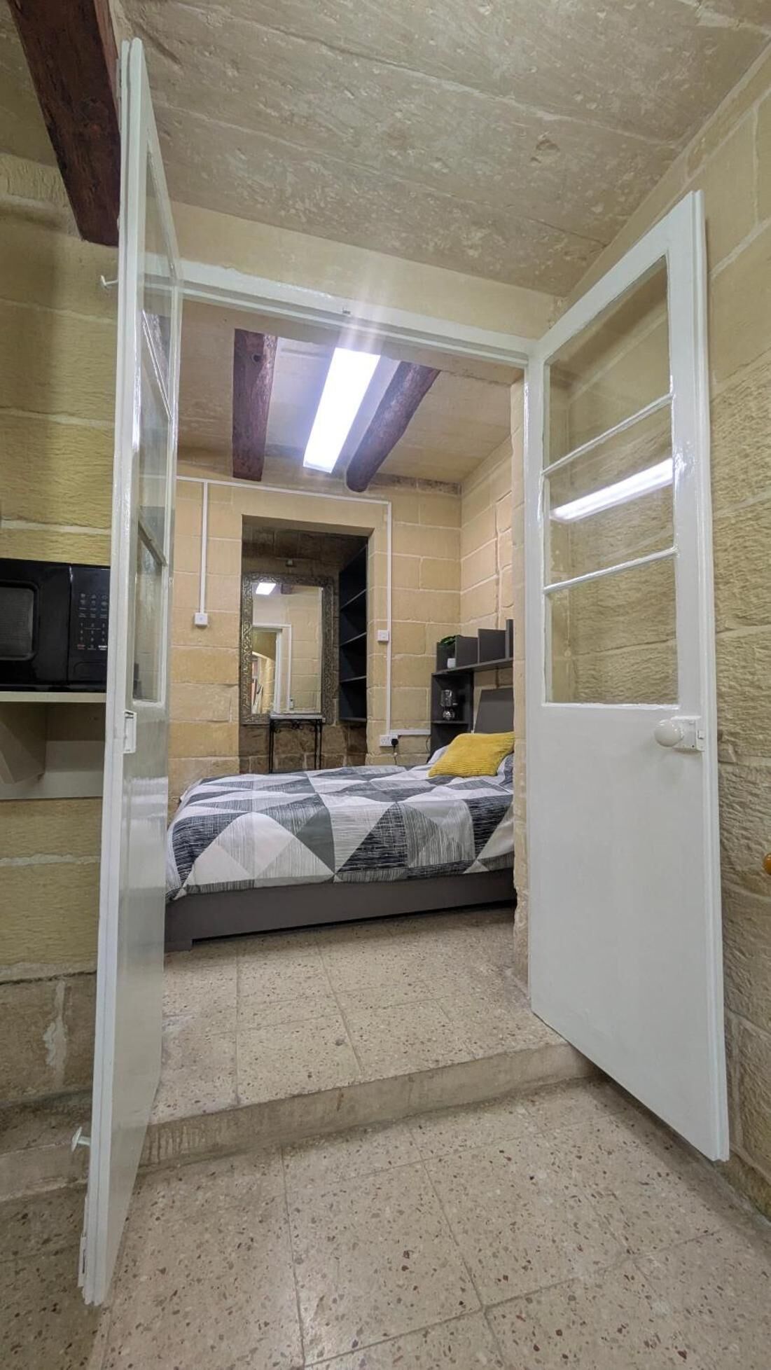 Apartment, 1 Bedroom, Smoking, City View | 1 bedroom