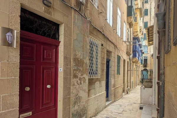 Appartement, 1 slaapkamer, roken, uitzicht op stad | Ingang accommodatie