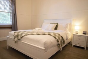 2 chambres, fer et planche à repasser, Wi-Fi gratuit