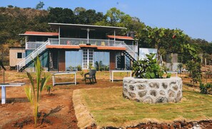 Fachada de la propiedad