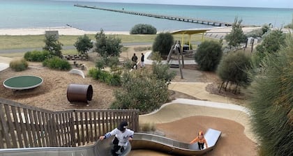 Coastal Retreat in Rosebud !