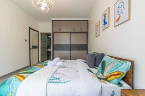 Iron/ironing board, free WiFi, bed sheets, wheelchair access