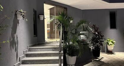 ELYSIAN HOTEL