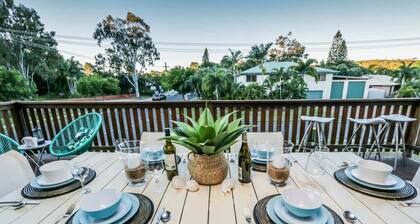 A Lure - 100m to Main Beach!