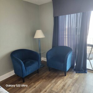 TV - Oceanview Efficiency DW1201 (Myrtle Beach)