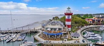 Marsh Oasis Stunning Family 4 BR Sea Pines w Hot Tub