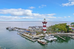 Marina - Marsh Oasis Stunning Family 4BR Sea Pines- Hot Tub (Hilton Head Island)