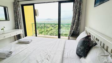 Deluxe Apartment | 2 bedrooms, desk, laptop workspace, free WiFi