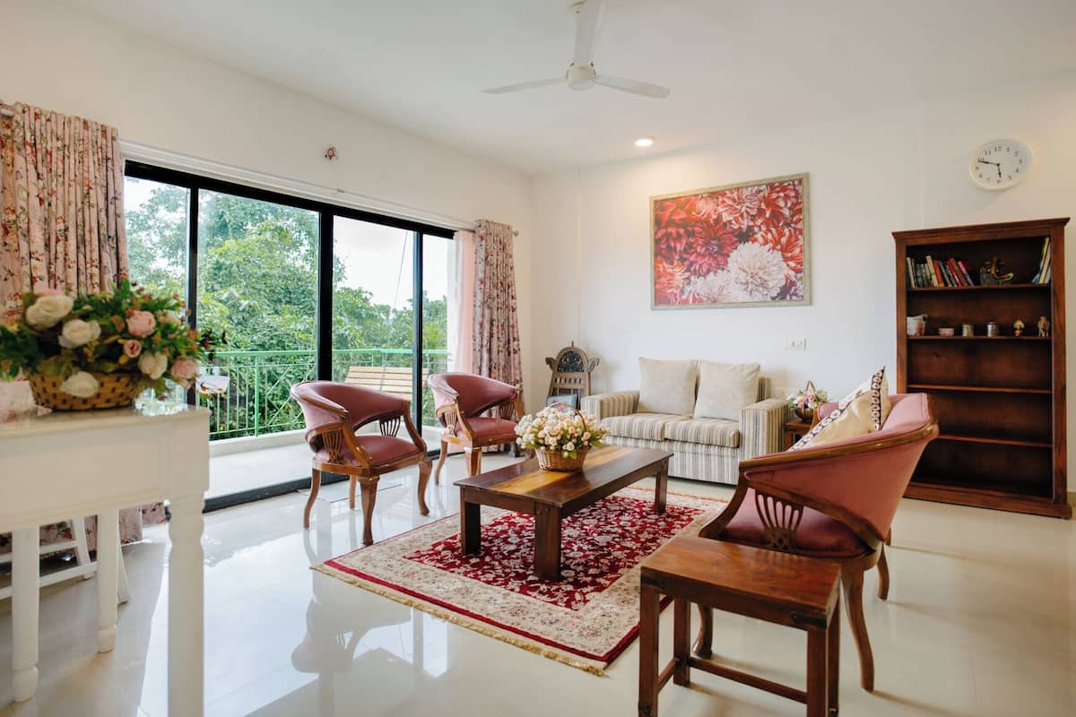 Departamento económico | 2 habitaciones, escritorio y espacio para trabajar con laptop