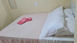 واي فاي مجانًا وملاءات أسرّة