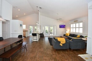TV, offices