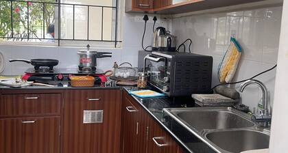 Serene 3-bed Villa with AC, WiFi near Mahindra World City